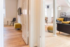 fewo1846 - flensBURG68 - komfortable Maisonettewohnung für 6 Personen mit Dachbalkon im 4 OG