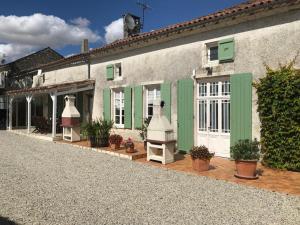 Maisons de vacances Les Vieilles Ombres : photos des chambres