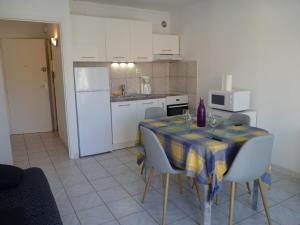 Appartements Appartement rive droite, 100m des plages : photos des chambres