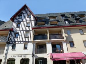 Appartements Apartment Le Plazza by Interhome : photos des chambres