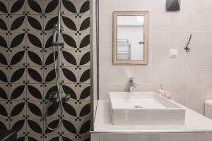 Scandi Chic Apartment, Agia Sofia District #FeelsLikeHome