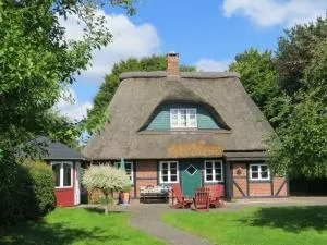 Ferienhaus Frieda - Urlaubsparadies unter Reet - Waabs