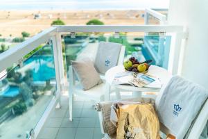 Comfort Double or Twin Room with Side Sea View room in Majestic Beach Hotel & Wellness