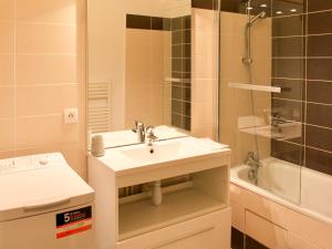 Maisons de vacances Holiday Home Villa Morny-1 by Interhome : photos des chambres