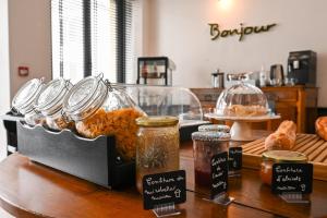 Hotels Anne De Bretagne : photos des chambres