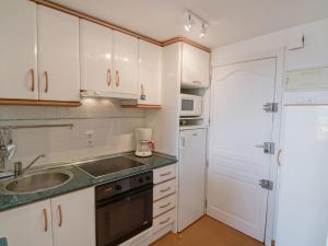 Apartment Voramar-4 by Interhome