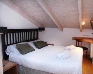 Budget Double Room room in Hotel Cuéntame La Puebla