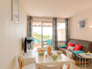 Apartment Les Coteaux de la Nartelle-25 by Interhome