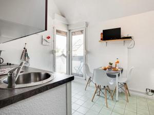Studio Maison Port En Dro-4 by Interhome