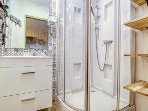 Apartment Le Gambetta by Interhome