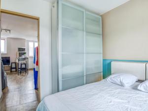 Apartment Le Gambetta by Interhome