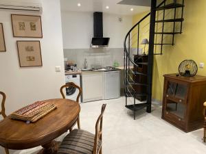 Hostellerie et la parenthese uzes