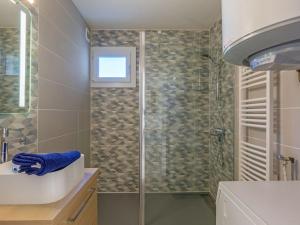 Apartment Les Côteaux du Préconil-3 by Interhome