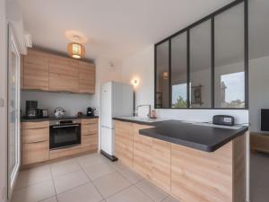 Apartment Eden Riviera by Interhome