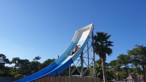 Campings Mobil home Happiness33 dans camping 5 etoiles acces direct plage Vendays Montalivet : photos des chambres