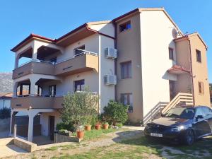 Apartment in Rovanjska, comfortable and close to the beach 