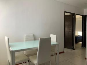 Apartamento cerca del CC Titan Plaza