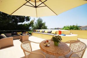 Apartmant with Pool 8