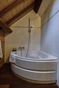 Hotels Le Moulin de Lily : photos des chambres