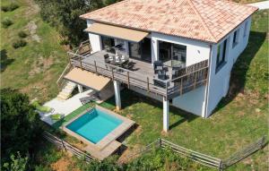 Beautiful Home In Taglio Isolaccio With Outdoor Swimming Pool, Wifi And 3 Bedrooms