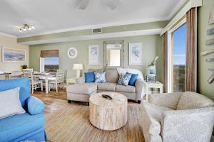 Million Dollar Views, Stunning Beachfront Property