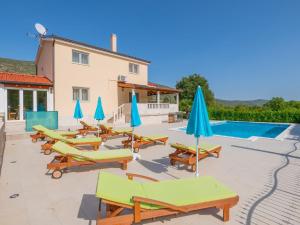Villa Secret Beauty with Saltwater Pool 