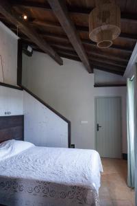 Maisons de vacances Belle de Nuit - Gite en Ardeche avec piscine et vue : photos des chambres