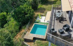 Maisons de vacances Beautiful Home In Taglio Isolaccio With Outdoor Swimming Pool, Wifi And 3 Bedrooms : photos des chambres