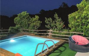 Maisons de vacances Beautiful Home In Taglio Isolaccio With Outdoor Swimming Pool, Wifi And 3 Bedrooms : photos des chambres