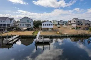 Scout's Cove - Eagleton