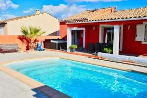 Villa élégante à Carcassonne avec jardin et jacuzzi - Roullens