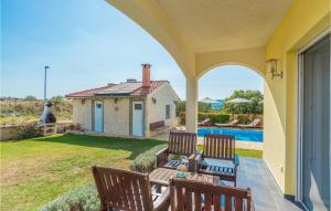 Lovely Home In Turanj 