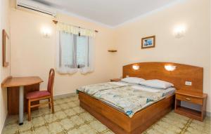 Nice Home In Rab With 1 Bedrooms And Wifi