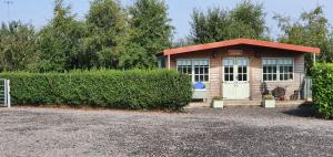 Marshland Alpacas Glamping Lodge