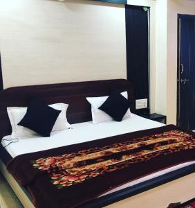 Hotel Satpura Safari