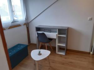 Appartements Duplex tout confort - circuit 24h - pole sante sud - Centre des expositions - Technoparc : photos des chambres