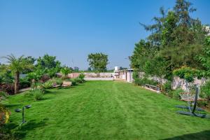 SaffronStays Eden - 3BR vineyard-side pool villa with jacuzzi, farm dining, stargazing deck & lawns for celebrations