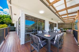 Beach House on Main - Airlie Beach