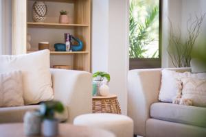 Beach House on Main - Airlie Beach