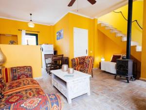 Casinha Canal - Beautifully restored Moroccan inspired townhouse in Lagos historic centre