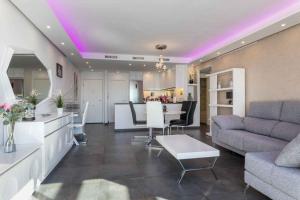 HigueronRentals La Orilla