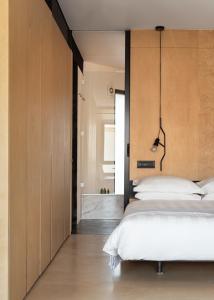 Syntagma Designers Living