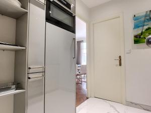 Nestor&Jeeves - MARIA BEACH - Central - By sea