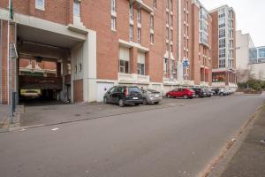 Appartements Grand T2 a 8mn de Lille et Stadium Terrasse et parking prive : photos des chambres