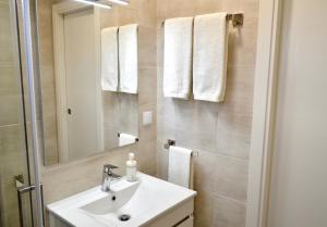 Villa ELTAEL - Rita Apartment - Beach & Near Several Golf Courses