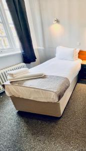 Sneyd Arms Hotel Tunstall