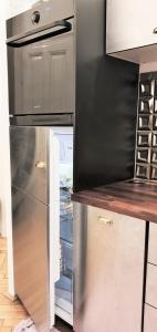 R64 - Classy & Spacious Home near Villa District