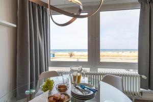 Strandhotel-Heiligenhafen-Wohnung-125-Typ-II-Meerblick-im-Strandhotel