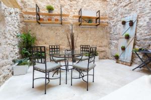 Appartements Jardin Secret Studio Terrasse Panier Vieux-Port Marseille : photos des chambres