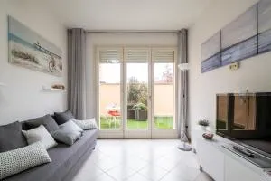 Little house Bo, a pochi minuti dal Bellaria - 萨韦纳河畔圣拉扎罗